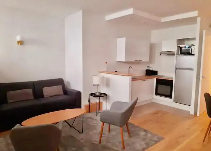 Surcouf Apartment Paris